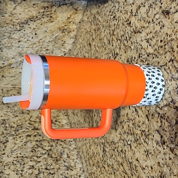 30oz Stanley EUC orange - Picture 2 of 5